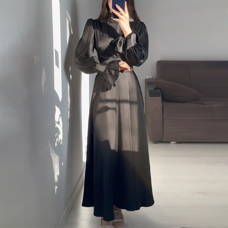 Mody™ | Elegantes, schmal geschnittenes Kleid